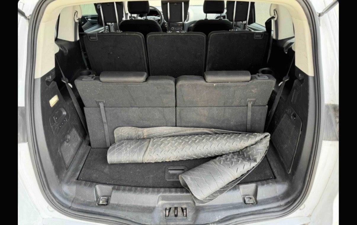 Hvid Ford S-MAX fra 2017