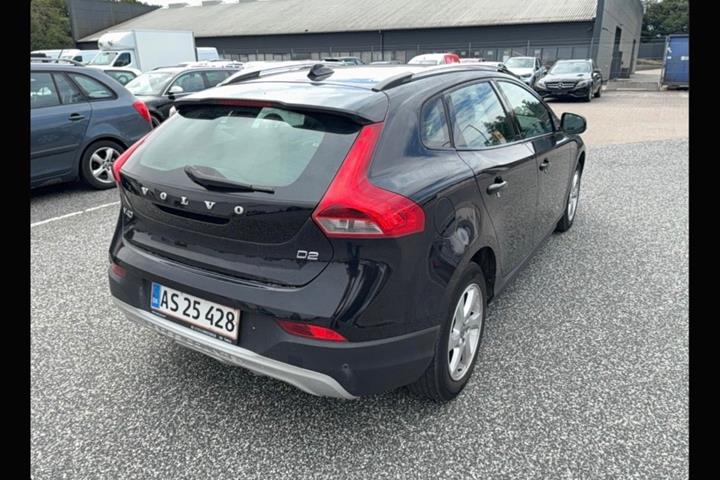 Sort Volvo V40 fra 2014