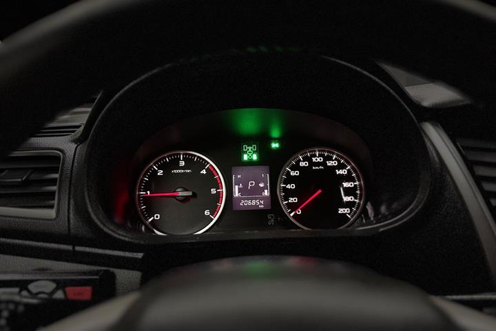 undefined Mitsubishi L200 fra 2016