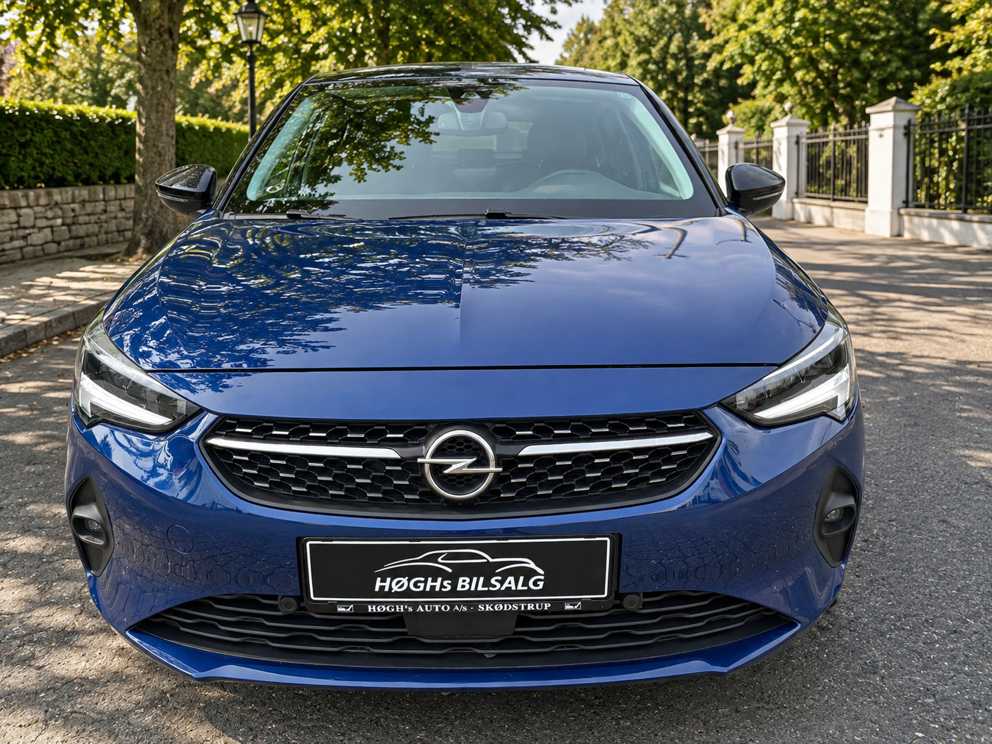 Blå Opel Corsa fra 2020