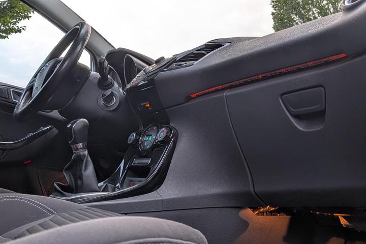 Hvid Ford Fiesta fra 2013