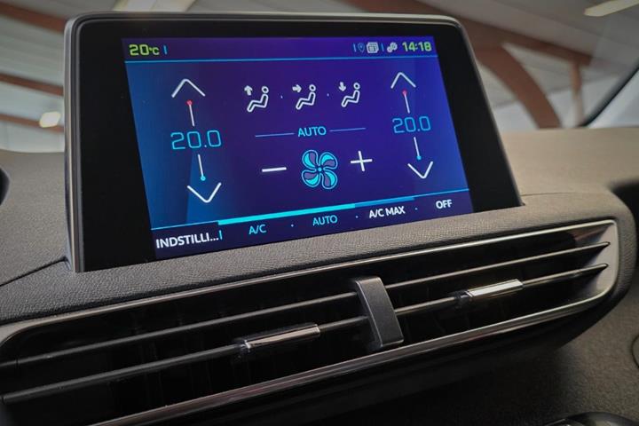 undefined Peugeot 3008 fra 2020