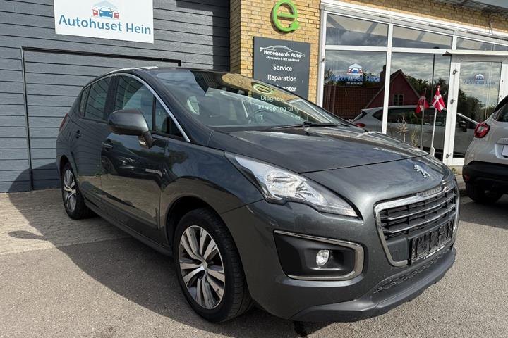 Grå Peugeot 3008 fra 2015