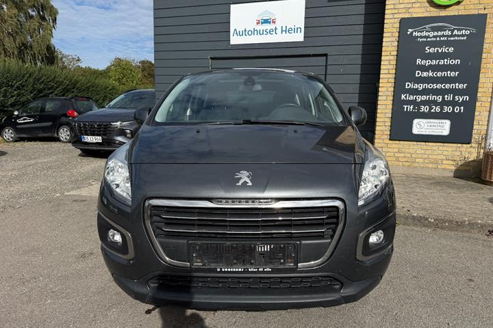 Grå Peugeot 3008 fra 2015