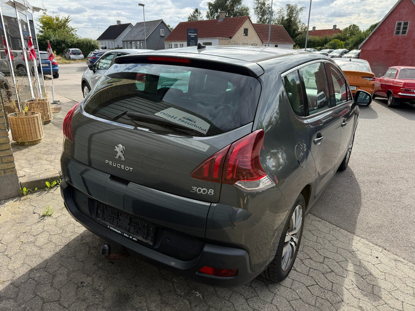 Grå Peugeot 3008 fra 2015