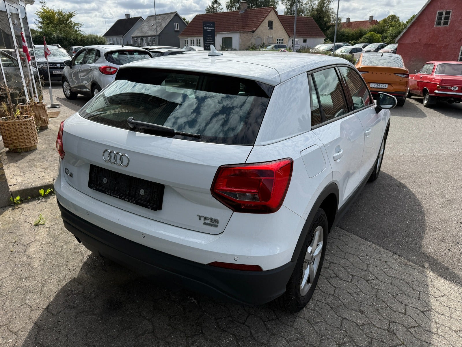 Hvid Audi Q2 fra 2018
