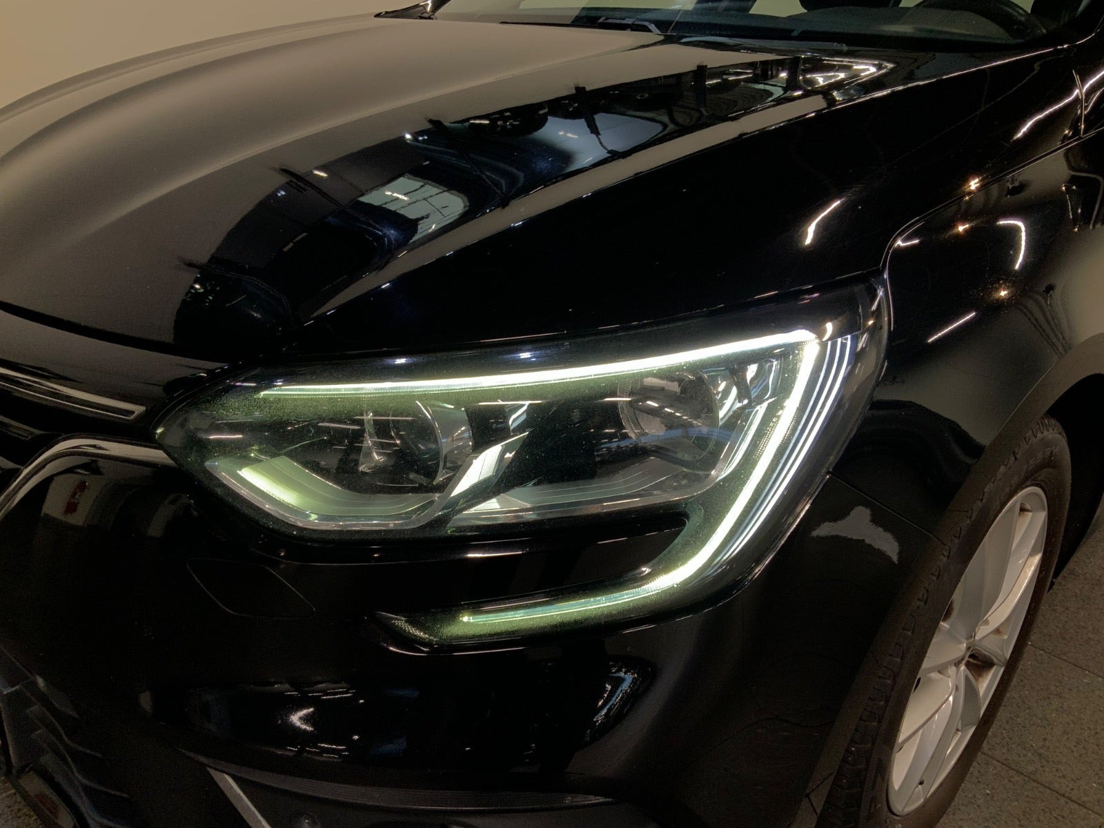 Sort Renault Megane IV fra 2018