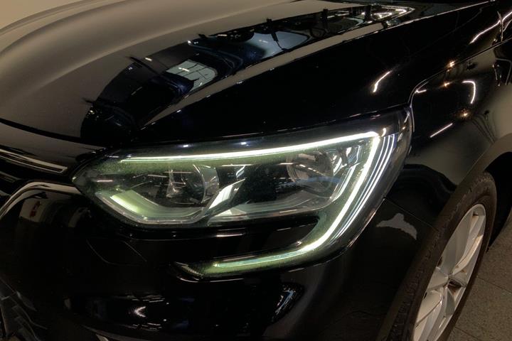 Sort Renault Megane IV fra 2018