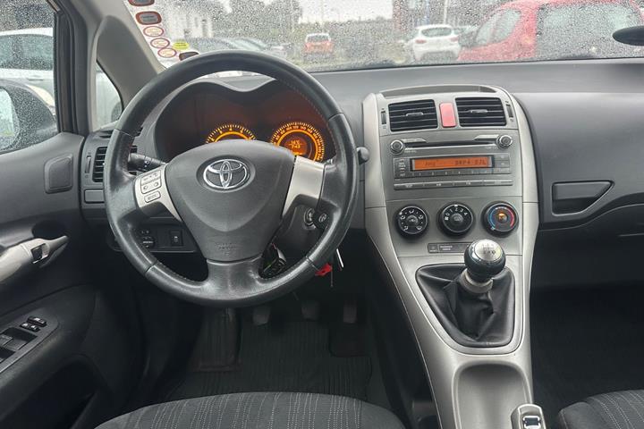 Sort Toyota Auris fra 2007