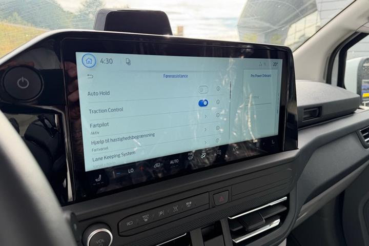 Hvid Ford E-Transit Custom 320 L1 fra 2026