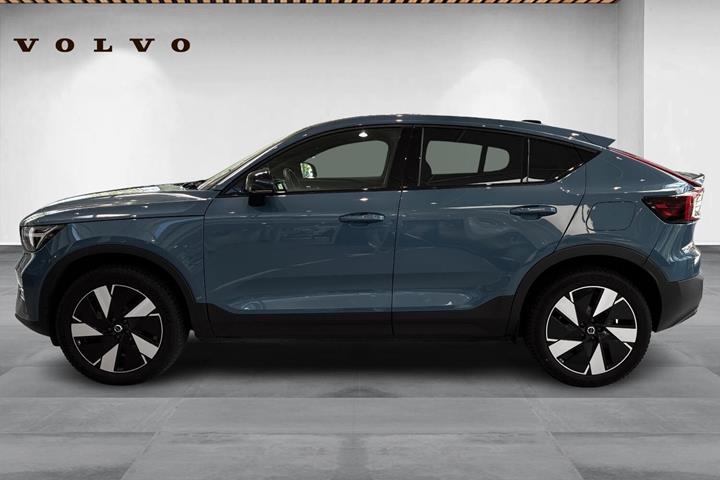 Blå Volvo C40 fra 2023
