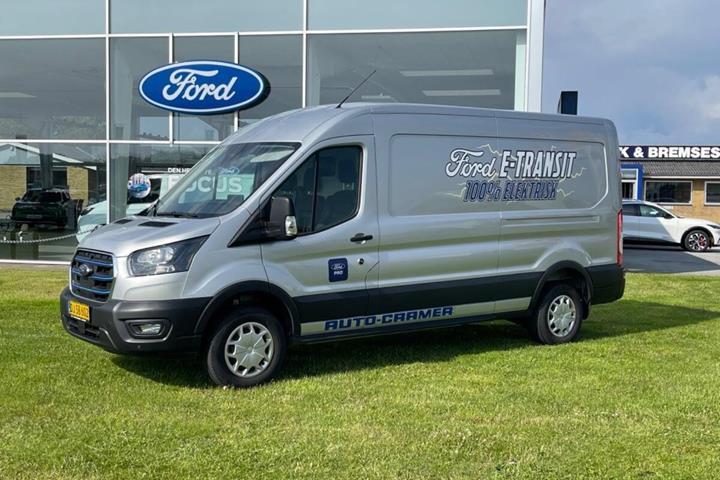 Sølv Ford E-Transit fra 2022