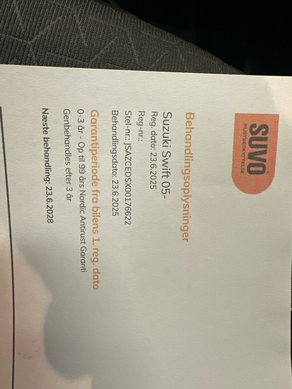 Orange Suzuki Swift fra 2025