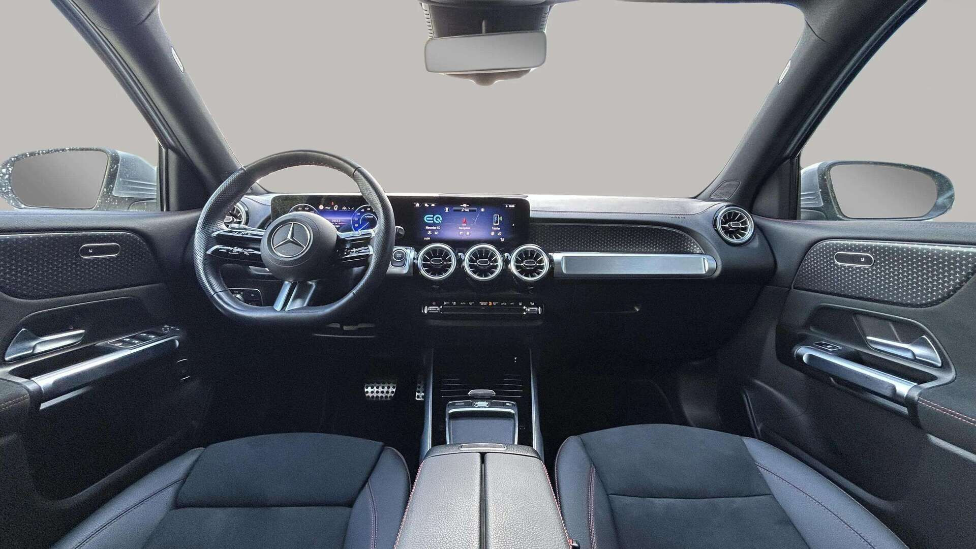 Sølv Mercedes EQB 250+ fra 2025