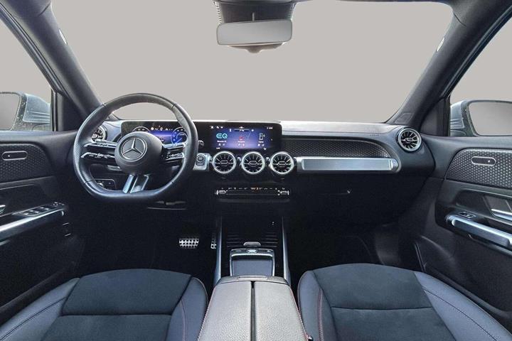 Sølv Mercedes EQB 250+ fra 2025