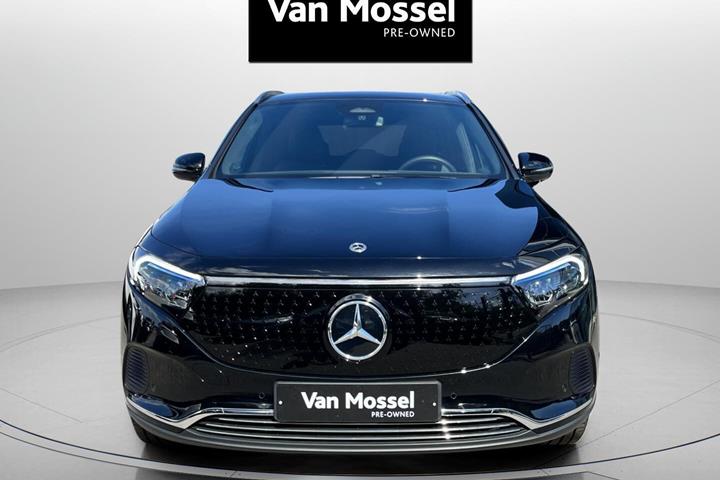 Sort Mercedes EQA 250+ fra 2025