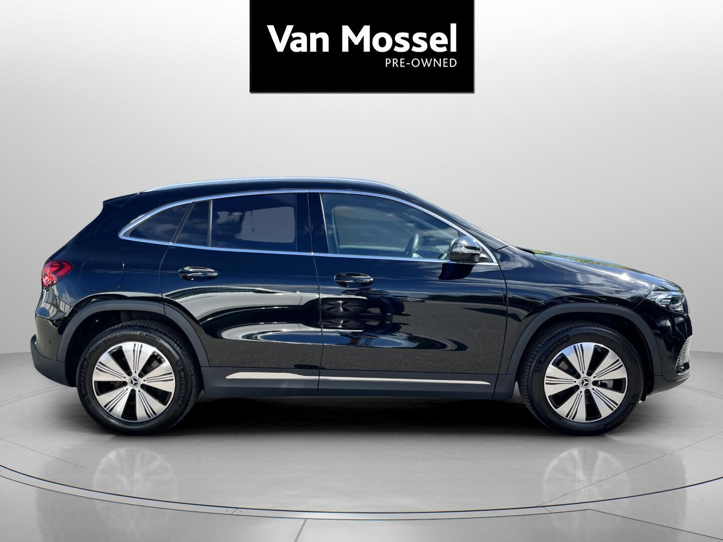 Sort Mercedes EQA 250+ fra 2025