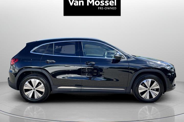 Sort Mercedes EQA 250+ fra 2025