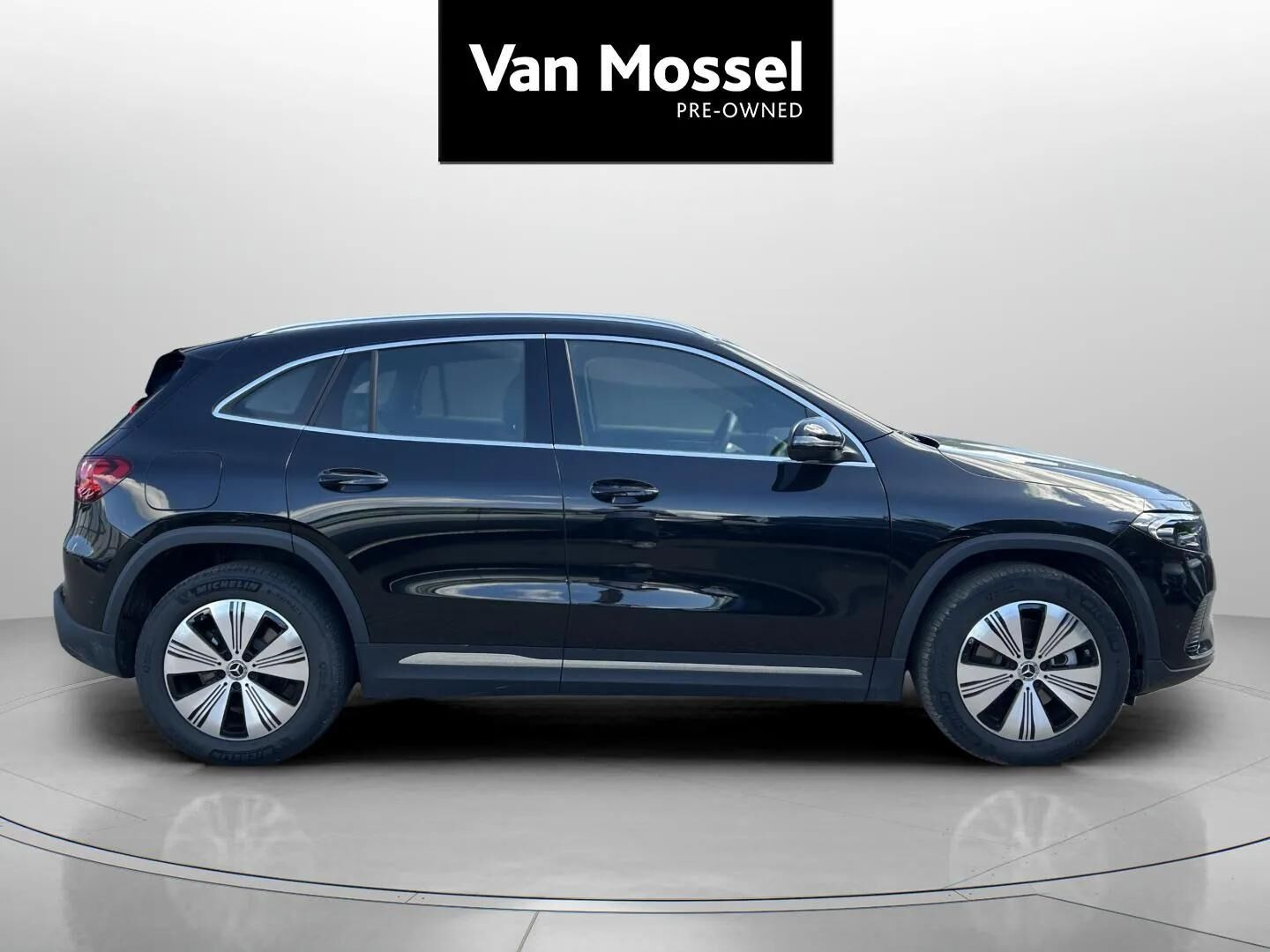 Sort Mercedes EQA 250+ fra 2025
