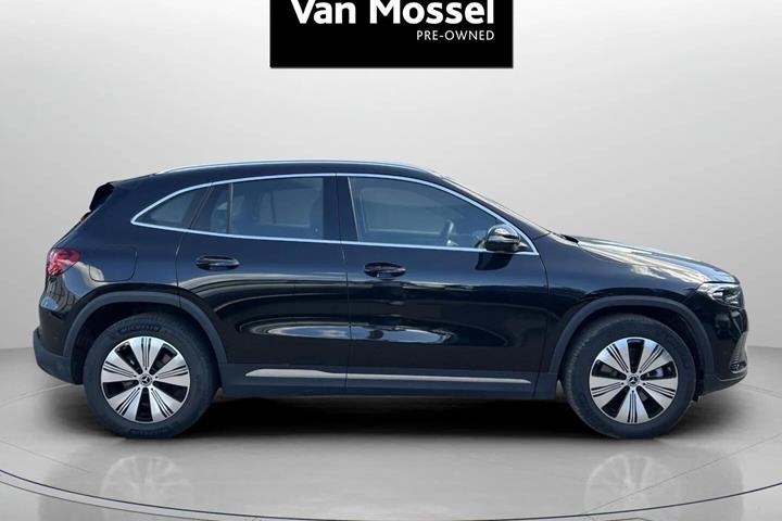 Sort Mercedes EQA 250+ fra 2025