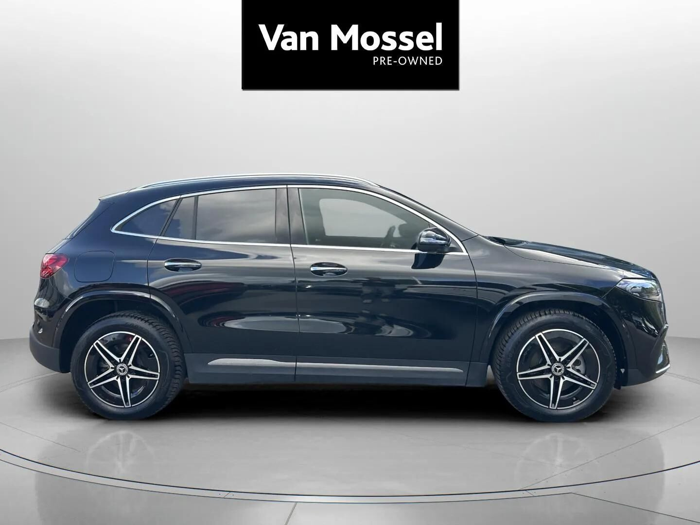 Sort Mercedes EQA 250+ fra 2025