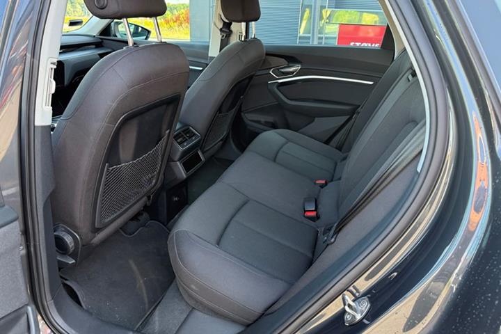undefined Audi Q8 fra 2024