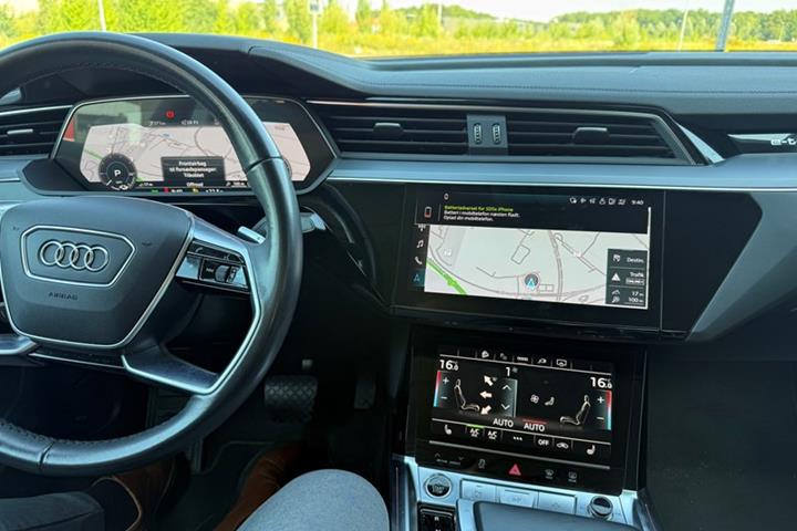 undefined Audi Q8 fra 2024
