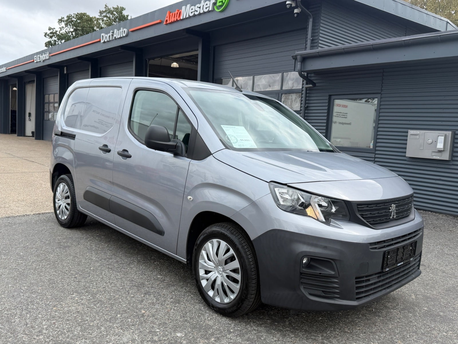 Peugeot Partner 1,5 BlueHDi 100 L1V1 Plus Van
