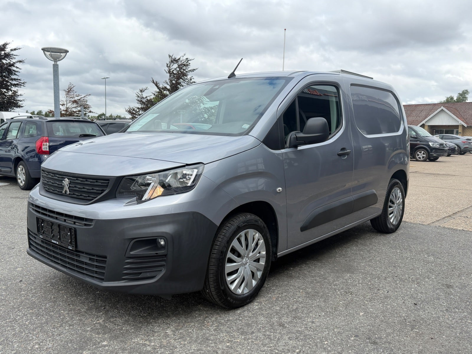 undefined Peugeot Partner fra 2020