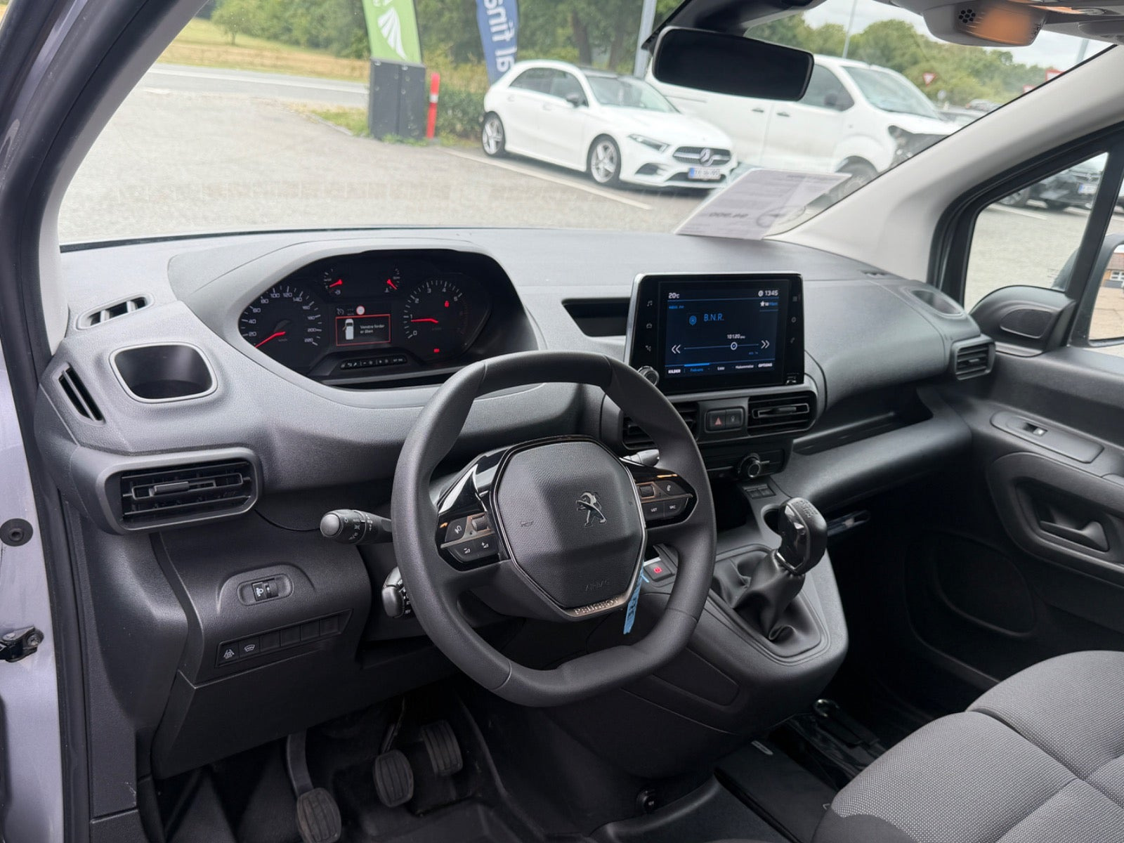 undefined Peugeot Partner fra 2020