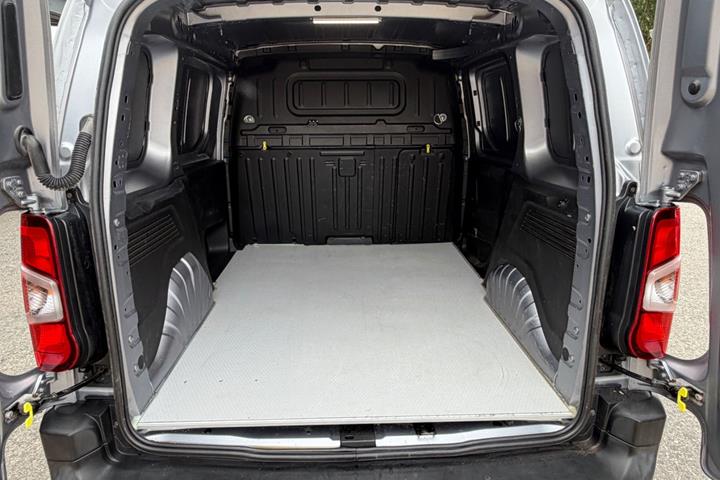 undefined Peugeot Partner fra 2020