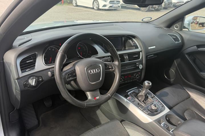 undefined Audi A5 fra 2009