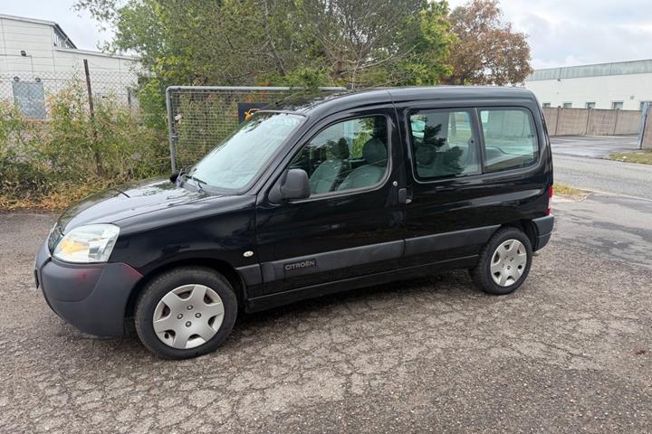 Grøn Citroën Berlingo fra 2006