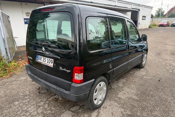 Grøn Citroën Berlingo fra 2006