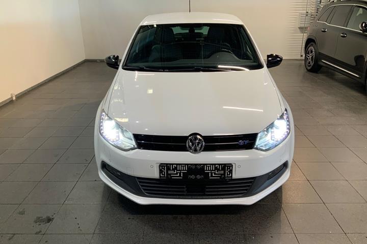 Hvid VW Polo fra 2015