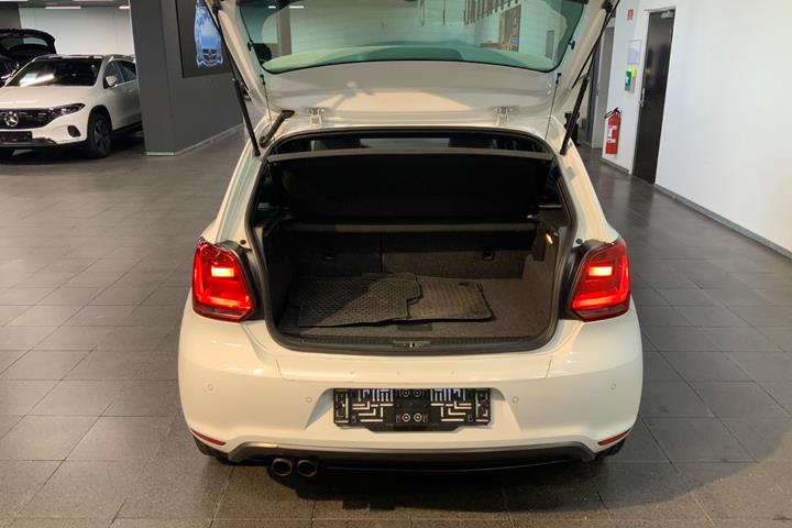 Hvid VW Polo fra 2015