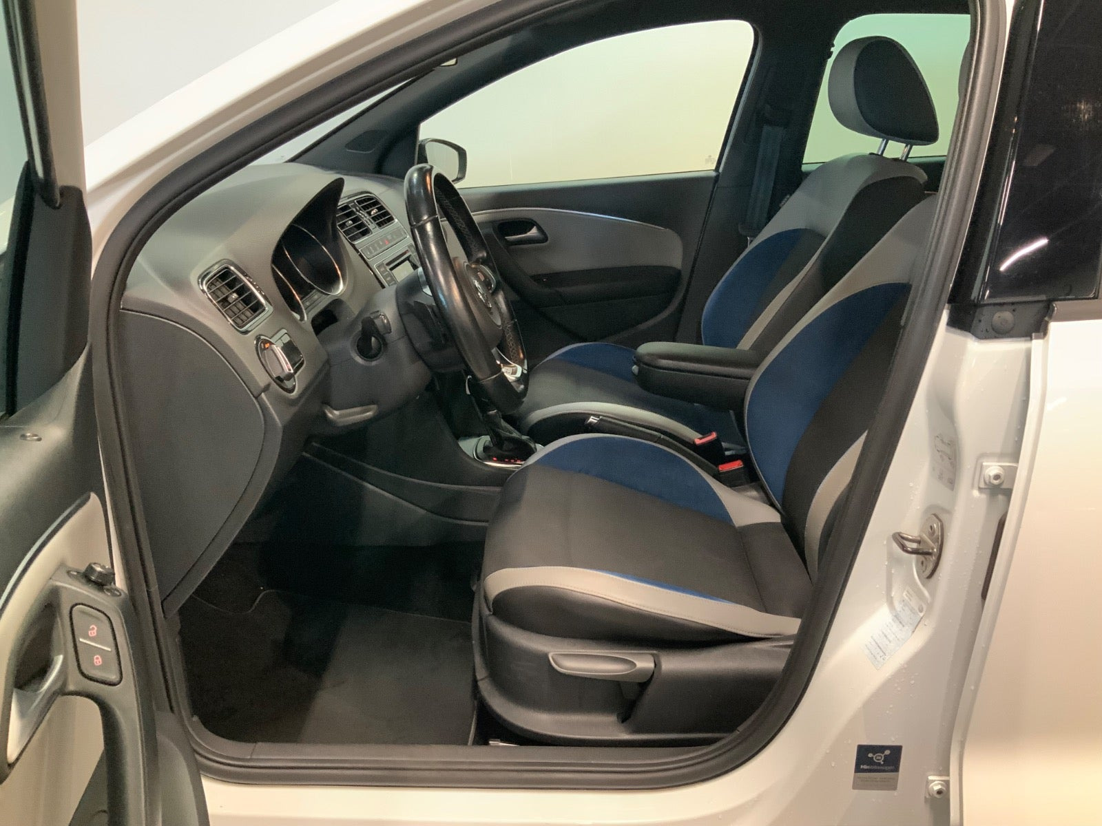 Hvid VW Polo fra 2015