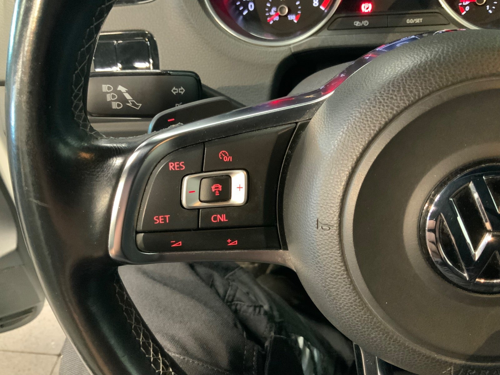 Hvid VW Polo fra 2015