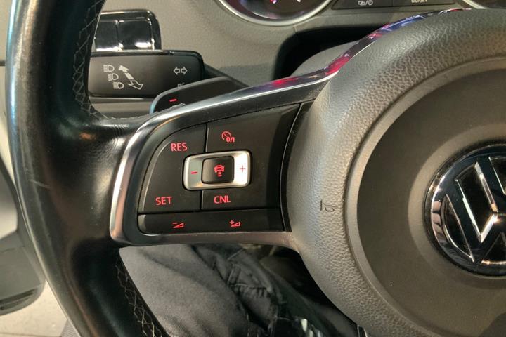 Hvid VW Polo fra 2015