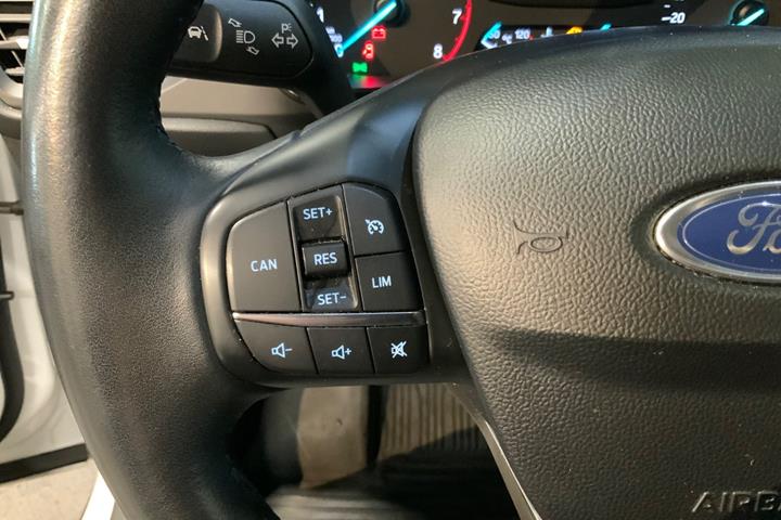 Hvid Ford Focus fra 2019