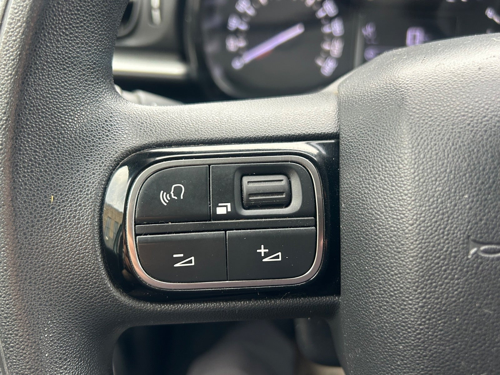 Blå Citroën C3 fra 2018