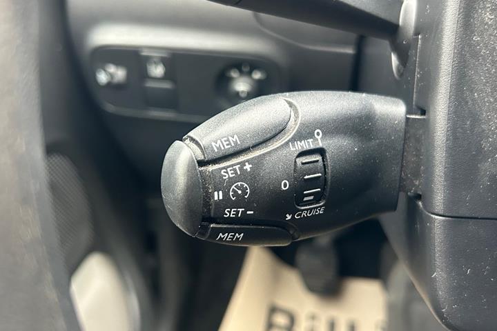 Blå Citroën C3 fra 2018