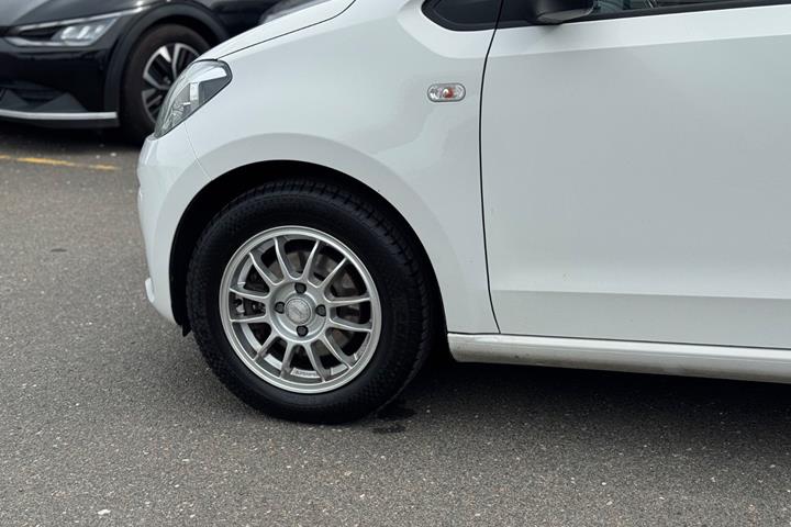 Hvid VW UP! fra 2016