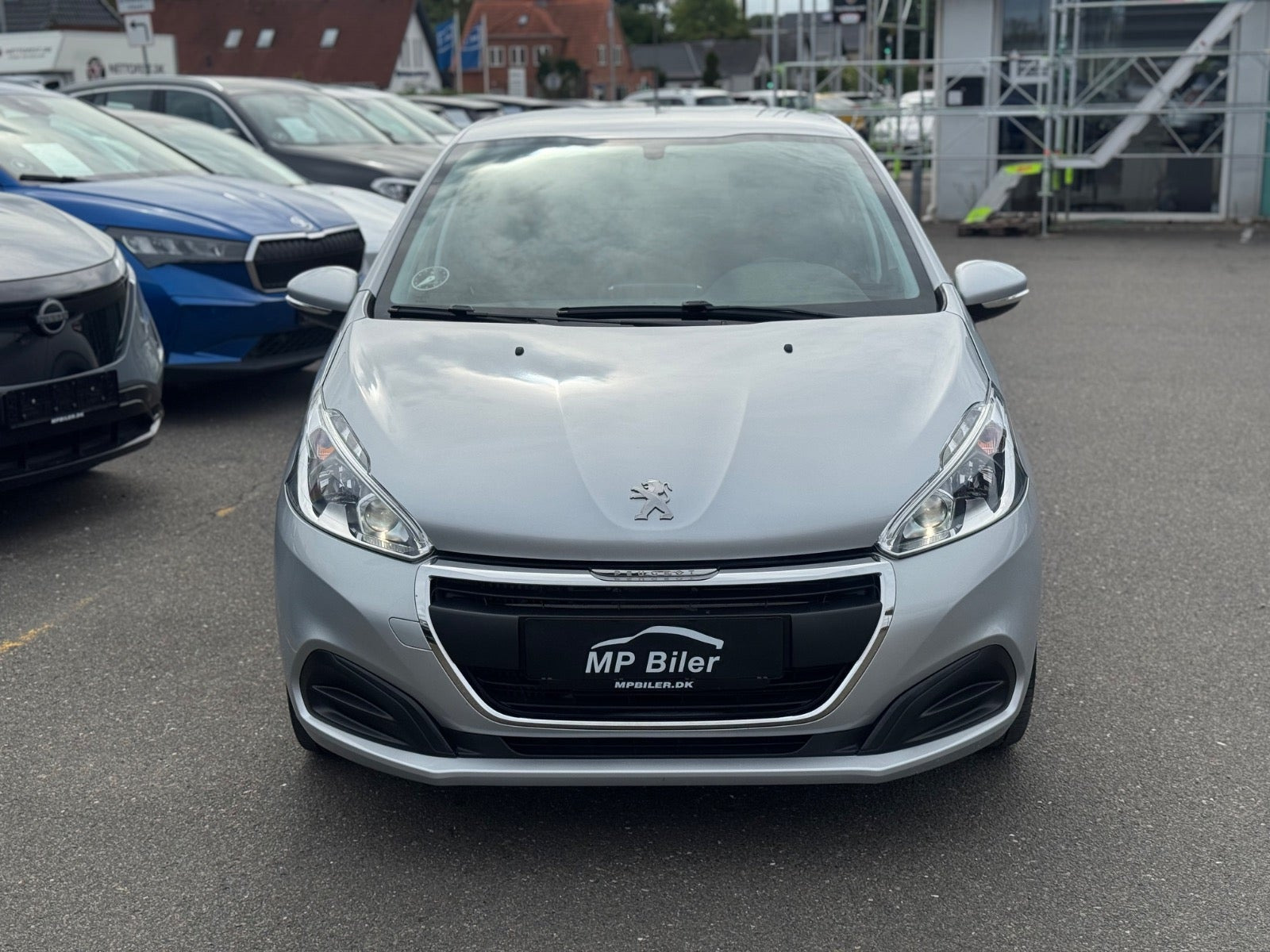 Sølv Peugeot 208 fra 2018