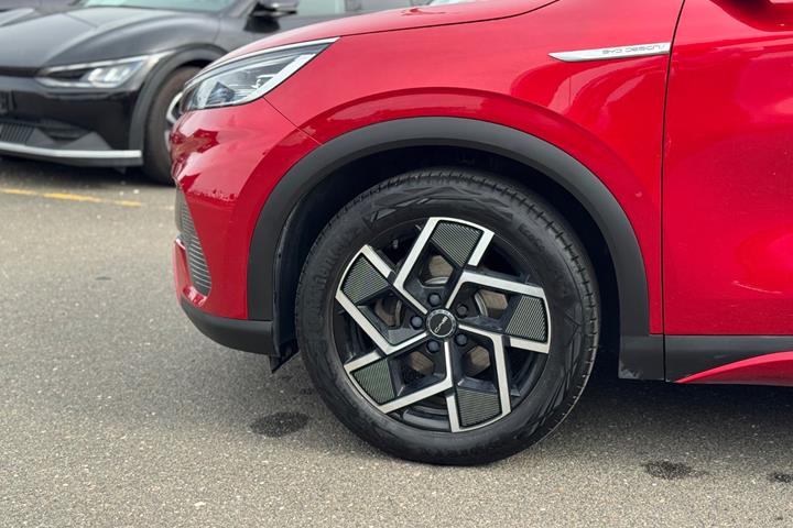 Rød BYD Atto 3 fra 2022