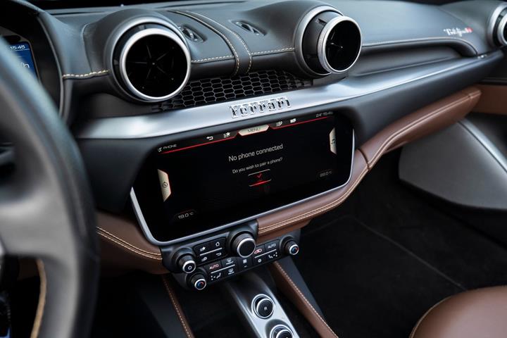 Grøn Ferrari Portofino M fra 2023