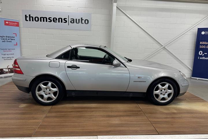 Sølv Mercedes SLK230 fra 1997
