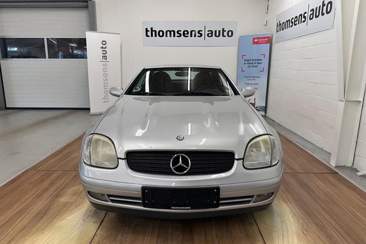 Sølv Mercedes SLK230 fra 1997