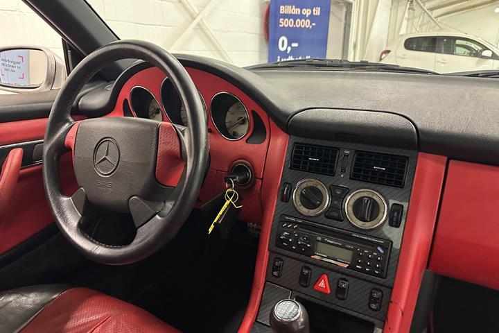 Sølv Mercedes SLK230 fra 1997