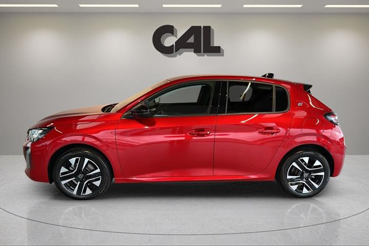 Rød Peugeot e-208 fra 2026
